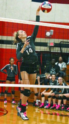 Freshmen ace their way to the top
