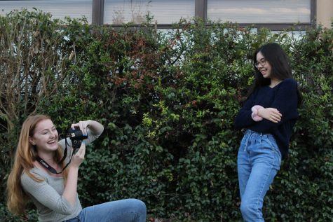 Photographer captures chic candids