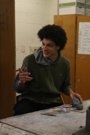 School sculptors prepare to ace VASE