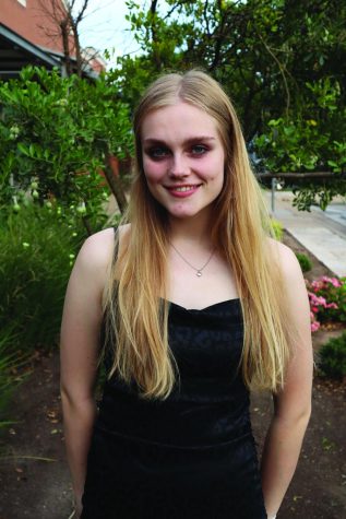 Senior Goodbye: Anna Bea Heise