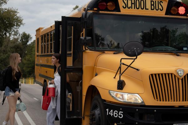 Students leave their bus in the afternoon after sitting through a stuffy, crowded, and long bus ride. 
“The new bus system is a big inconvenience. I had to ride the short bus today, so I got home an hour late,” sophomore Hannah Fellers said. 