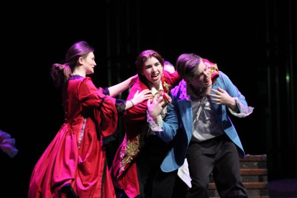 Spring shows dazzle audience with exciting twists